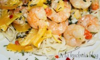 krewetki makaron mleczko kokos estragon chilli curry azjatyckie danie