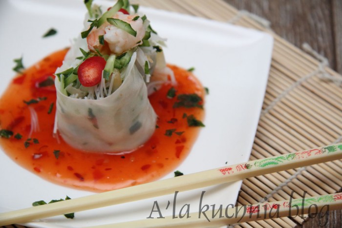 roladki papier ryżowy krewetki przystawka kuchnia azjatycka sałatka krewetkowa sajgonka tajska