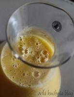 smoothie pomarancz melon banan limonka kolktajl